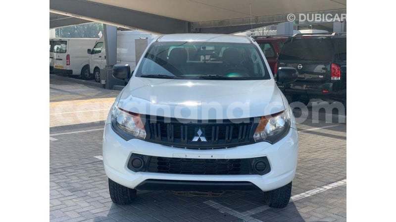 Big with watermark mitsubishi l200 ashanti import dubai 51807