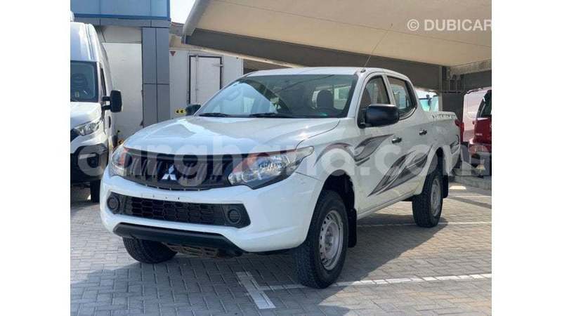 Big with watermark mitsubishi l200 ashanti import dubai 51807