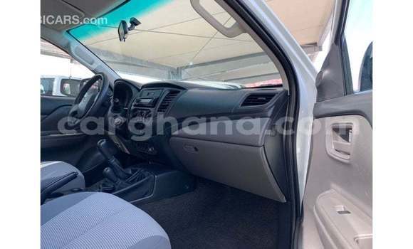 Buy Import Mitsubishi L200 White Car in Import - Dubai in Ashanti Buy Import Mitsubishi L200 White Car in Import - Dubai in Ashanti