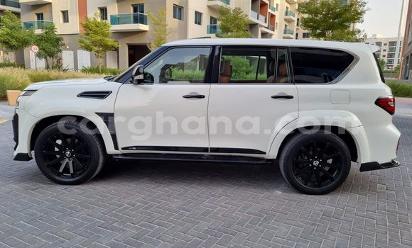 Ra Àlòkù Nissan Patrol funfun Ọkọ̀ in Sekondi–Takoradi Metropolitan ni Oorun Ra Àlòkù Nissan Patrol funfun Ọkọ̀ in Sekondi–Takoradi Metropolitan ni Oorun