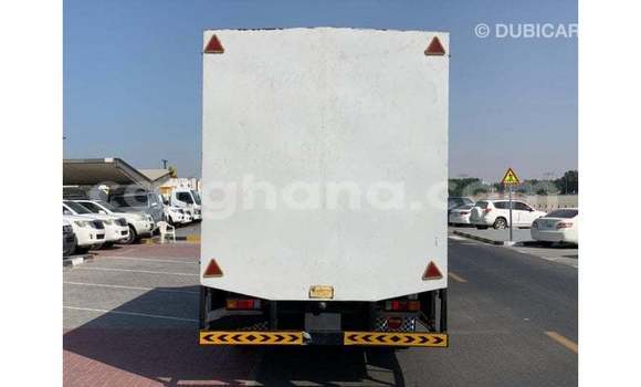 Ra Imported Mitsubishi i funfun Ọkọ̀ in Import - Dubai ni Ashanti Ra Imported Mitsubishi i funfun Ọkọ̀ in Import - Dubai ni Ashanti