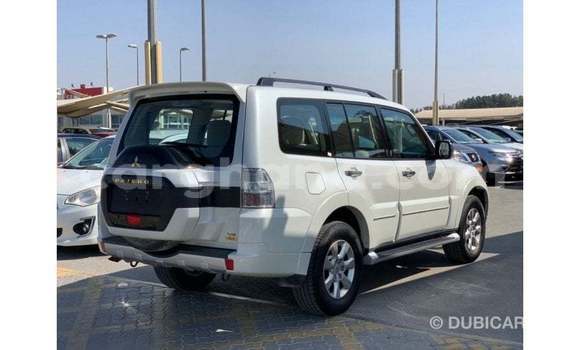 Sayi Imported Mitsubishi Pajero White Mota in Import - Dubai a Ashanti Sayi Imported Mitsubishi Pajero White Mota in Import - Dubai a Ashanti