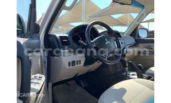 Sayi Imported Mitsubishi Pajero White Mota in Import - Dubai a Ashanti Sayi Imported Mitsubishi Pajero White Mota in Import - Dubai a Ashanti