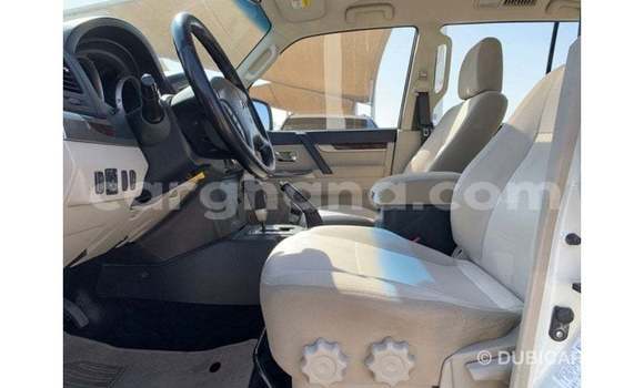 Sayi Imported Mitsubishi Pajero White Mota in Import - Dubai a Ashanti Sayi Imported Mitsubishi Pajero White Mota in Import - Dubai a Ashanti