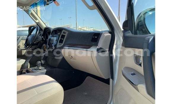 Sayi Imported Mitsubishi Pajero White Mota in Import - Dubai a Ashanti Sayi Imported Mitsubishi Pajero White Mota in Import - Dubai a Ashanti