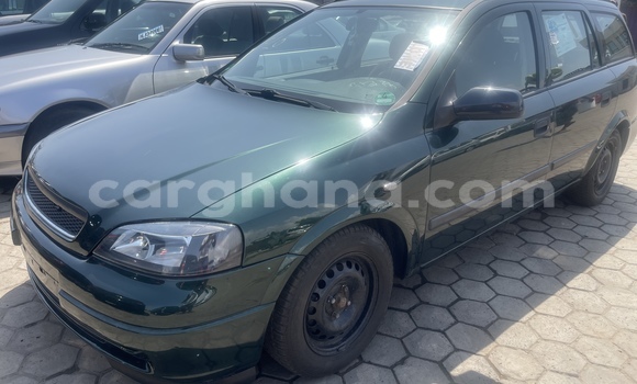 Sayi Na hannu Opel Astra Green Mota in Accra a Greater Accra