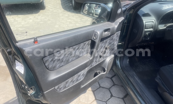 Ra Àlòkù Opel Astra Alawọ ewe Ọkọ̀ in Accra ni Greater Accra Ra Àlòkù Opel Astra Alawọ ewe Ọkọ̀ in Accra ni Greater Accra