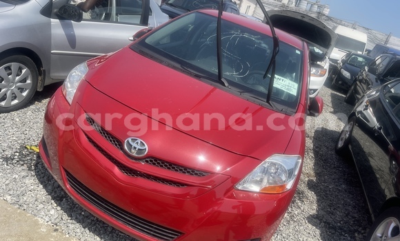 Sayi Na hannu Toyota Yaris Red Mota in Accra a Greater Accra Sayi Na hannu Toyota Yaris Red Mota in Accra a Greater Accra