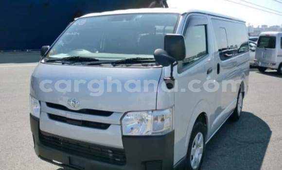 Sayi Na hannu Toyota Hiace M Mota in Sekondi–Takoradi Metropolitan a Yamma Sayi Na hannu Toyota Hiace M Mota in Sekondi–Takoradi Metropolitan a Yamma