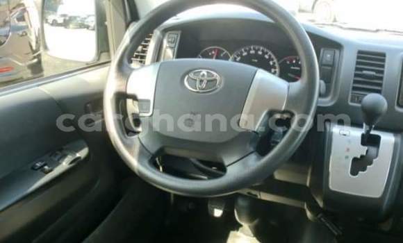 Sayi Na hannu Toyota Hiace M Mota in Sekondi–Takoradi Metropolitan a Yamma Sayi Na hannu Toyota Hiace M Mota in Sekondi–Takoradi Metropolitan a Yamma