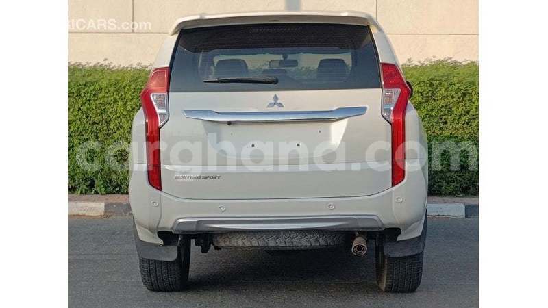 Big with watermark mitsubishi montero ashanti import dubai 51863