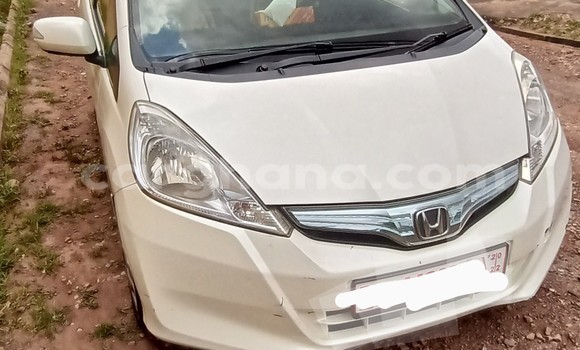 Buy Import Honda FIT White Car in Accra in Greater Accra Buy Import Honda FIT White Car in Accra in Greater Accra