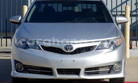 Sayi Na hannu Toyota Camry Azurfa Mota in Accra a Greater Accra Sayi Na hannu Toyota Camry Azurfa Mota in Accra a Greater Accra