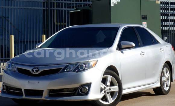 Sayi Na hannu Toyota Camry Azurfa Mota in Accra a Greater Accra Sayi Na hannu Toyota Camry Azurfa Mota in Accra a Greater Accra