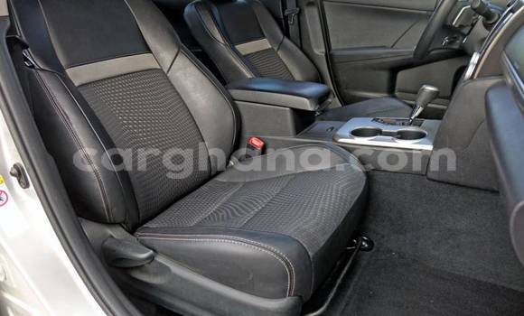 Sayi Na hannu Toyota Camry Azurfa Mota in Accra a Greater Accra Sayi Na hannu Toyota Camry Azurfa Mota in Accra a Greater Accra