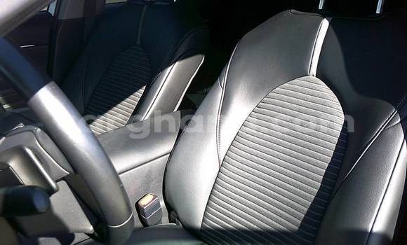 Sayi Na hannu Toyota Camry White Mota in Accra a Greater Accra Sayi Na hannu Toyota Camry White Mota in Accra a Greater Accra