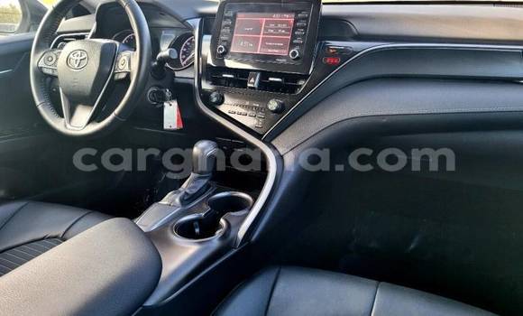 Sayi Na hannu Toyota Camry White Mota in Accra a Greater Accra Sayi Na hannu Toyota Camry White Mota in Accra a Greater Accra