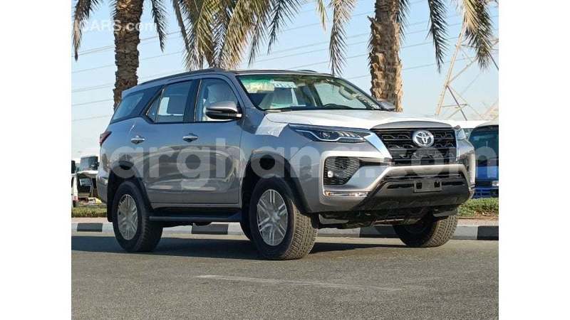 Big with watermark toyota fortuner ashanti import dubai 51872