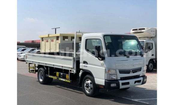 Ra Imported Mitsubishi i funfun Ọkọ̀ in Import - Dubai ni Ashanti Ra Imported Mitsubishi i funfun Ọkọ̀ in Import - Dubai ni Ashanti