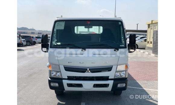 Ra Imported Mitsubishi i funfun Ọkọ̀ in Import - Dubai ni Ashanti Ra Imported Mitsubishi i funfun Ọkọ̀ in Import - Dubai ni Ashanti