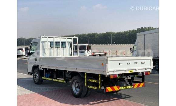 Ra Imported Mitsubishi i funfun Ọkọ̀ in Import - Dubai ni Ashanti Ra Imported Mitsubishi i funfun Ọkọ̀ in Import - Dubai ni Ashanti