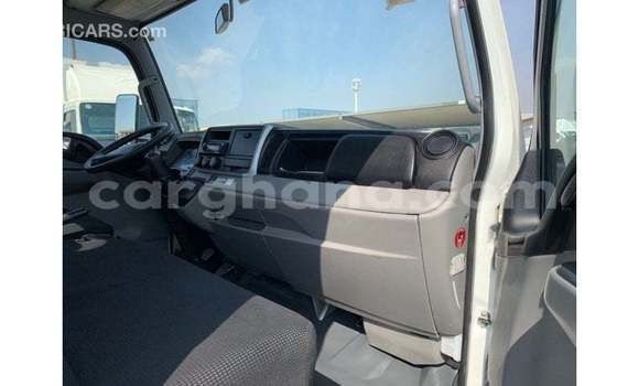 Ra Imported Mitsubishi i funfun Ọkọ̀ in Import - Dubai ni Ashanti Ra Imported Mitsubishi i funfun Ọkọ̀ in Import - Dubai ni Ashanti