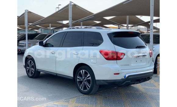 Ra Imported Nissan Pathfinder funfun Ọkọ̀ in Import - Dubai ni Ashanti Ra Imported Nissan Pathfinder funfun Ọkọ̀ in Import - Dubai ni Ashanti