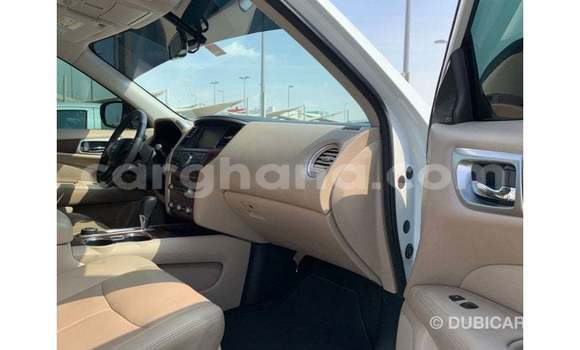 Ra Imported Nissan Pathfinder funfun Ọkọ̀ in Import - Dubai ni Ashanti Ra Imported Nissan Pathfinder funfun Ọkọ̀ in Import - Dubai ni Ashanti