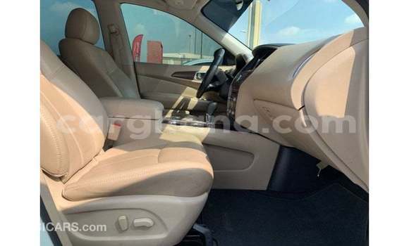Ra Imported Nissan Pathfinder funfun Ọkọ̀ in Import - Dubai ni Ashanti Ra Imported Nissan Pathfinder funfun Ọkọ̀ in Import - Dubai ni Ashanti