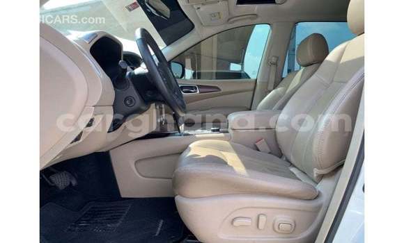 Ra Imported Nissan Pathfinder funfun Ọkọ̀ in Import - Dubai ni Ashanti Ra Imported Nissan Pathfinder funfun Ọkọ̀ in Import - Dubai ni Ashanti