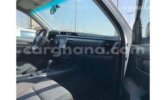 Buy Import Toyota Hilux White Car in Import - Dubai in Ashanti Buy Import Toyota Hilux White Car in Import - Dubai in Ashanti