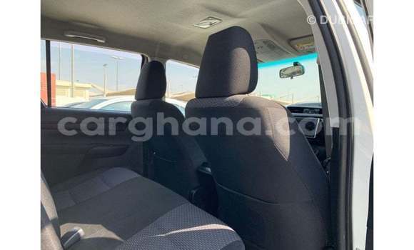 Buy Import Toyota Hilux White Car in Import - Dubai in Ashanti Buy Import Toyota Hilux White Car in Import - Dubai in Ashanti