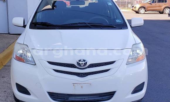 Buy Used Toyota Yaris White Car in Accra in Greater Accra