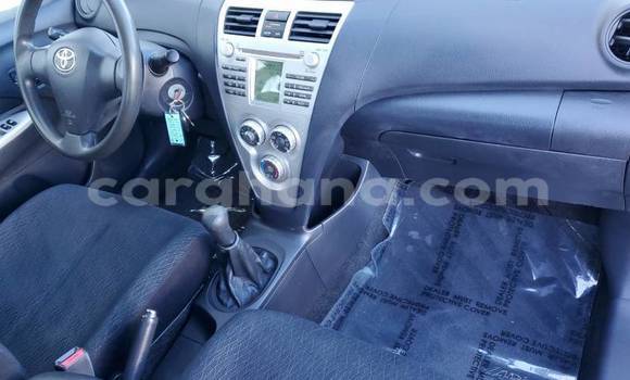 Sayi Na hannu Toyota Yaris White Mota in Accra a Greater Accra Sayi Na hannu Toyota Yaris White Mota in Accra a Greater Accra