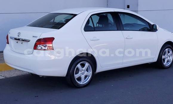 Sayi Na hannu Toyota Yaris White Mota in Accra a Greater Accra Sayi Na hannu Toyota Yaris White Mota in Accra a Greater Accra