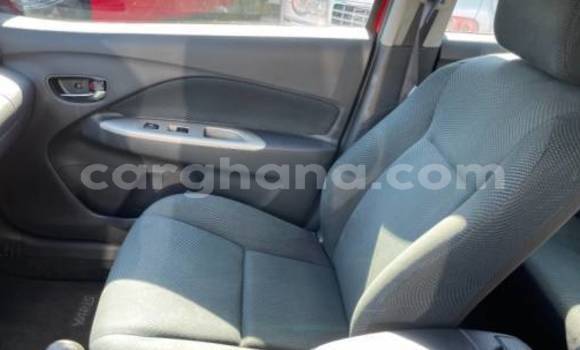 Sayi Na hannu Toyota Yaris Red Mota in Accra a Greater Accra Sayi Na hannu Toyota Yaris Red Mota in Accra a Greater Accra