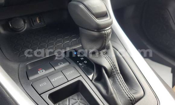 Sayi Na hannu Toyota RAV4 White Mota in Accra a Greater Accra Sayi Na hannu Toyota RAV4 White Mota in Accra a Greater Accra
