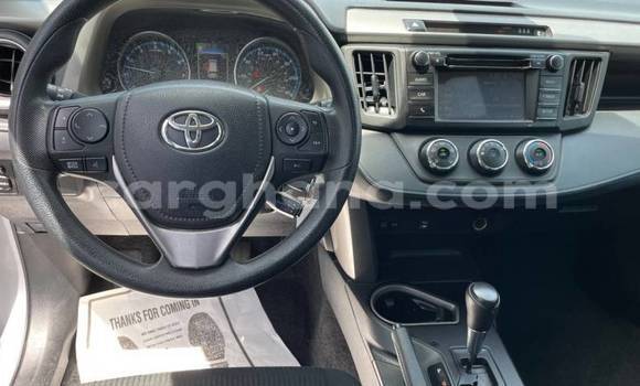 Sayi Na hannu Toyota RAV4 Azurfa Mota in Accra a Greater Accra Sayi Na hannu Toyota RAV4 Azurfa Mota in Accra a Greater Accra