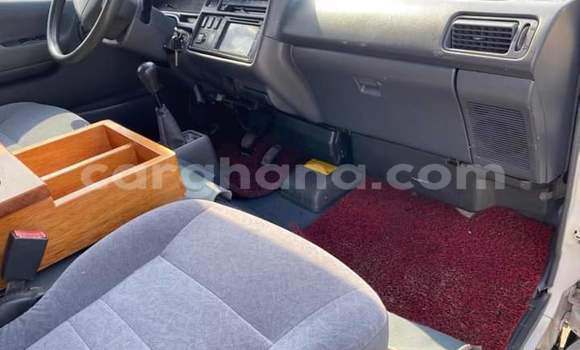 Sayi Na hannu Toyota Hiace White Mota in Sekondi–Takoradi Metropolitan a Yamma Sayi Na hannu Toyota Hiace White Mota in Sekondi–Takoradi Metropolitan a Yamma