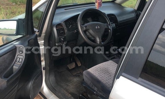 Sayi Na hannu Opel Zafira Sauran Mota in Accra a Greater Accra Sayi Na hannu Opel Zafira Sauran Mota in Accra a Greater Accra