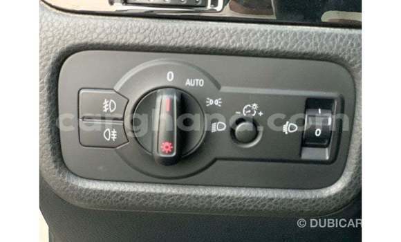 Sayi Imported Volkswagen Touareg White Mota in Import - Dubai a Ashanti Sayi Imported Volkswagen Touareg White Mota in Import - Dubai a Ashanti