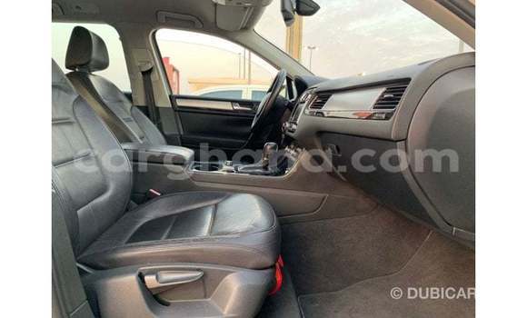 Sayi Imported Volkswagen Touareg White Mota in Import - Dubai a Ashanti Sayi Imported Volkswagen Touareg White Mota in Import - Dubai a Ashanti