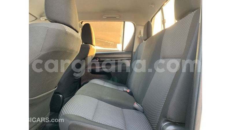 Big with watermark toyota hilux ashanti import dubai 51919