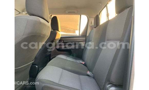 Sayi Imported Toyota Hilux White Mota in Import - Dubai a Ashanti Sayi Imported Toyota Hilux White Mota in Import - Dubai a Ashanti