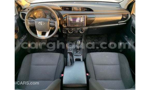 Sayi Imported Toyota Hilux White Mota in Import - Dubai a Ashanti Sayi Imported Toyota Hilux White Mota in Import - Dubai a Ashanti