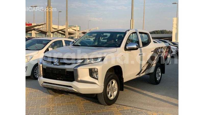 Big with watermark mitsubishi l200 ashanti import dubai 51920