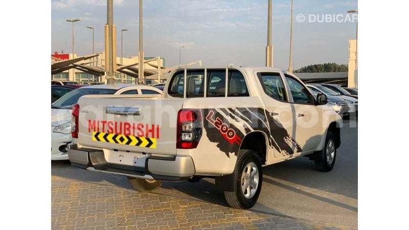 Big with watermark mitsubishi l200 ashanti import dubai 51920