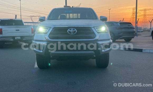 Buy Import Toyota Hilux White Car in Import - Dubai in Ashanti Buy Import Toyota Hilux White Car in Import - Dubai in Ashanti