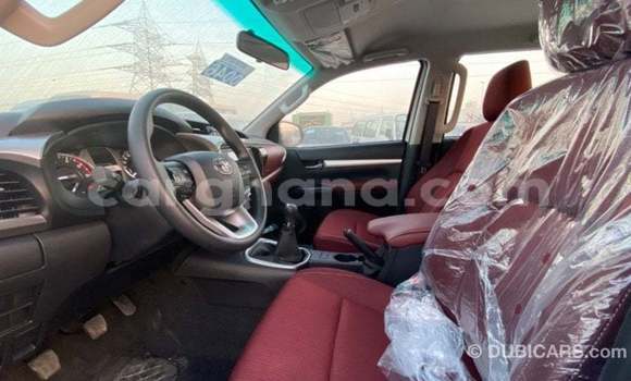 Buy Import Toyota Hilux White Car in Import - Dubai in Ashanti Buy Import Toyota Hilux White Car in Import - Dubai in Ashanti