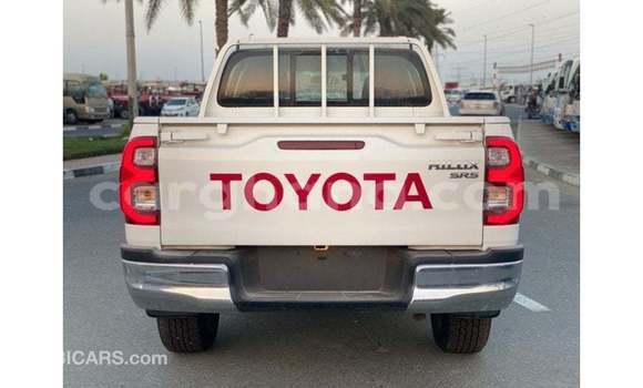 Buy Import Toyota Hilux White Car in Import - Dubai in Ashanti Buy Import Toyota Hilux White Car in Import - Dubai in Ashanti
